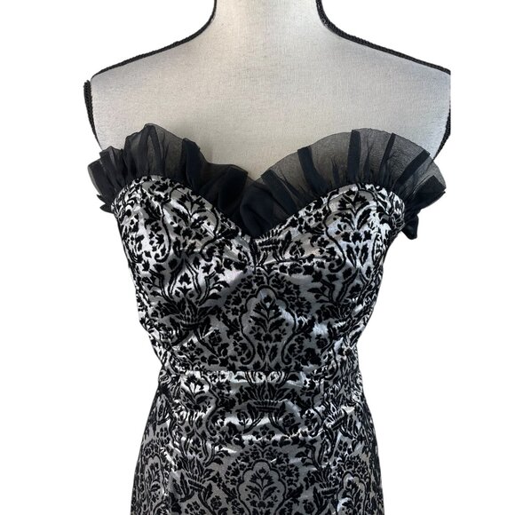 Strapless Black & Silver Damask Ruffled Hem Cocktail Dress Vintage Prom HOCO - Picture 6 of 11